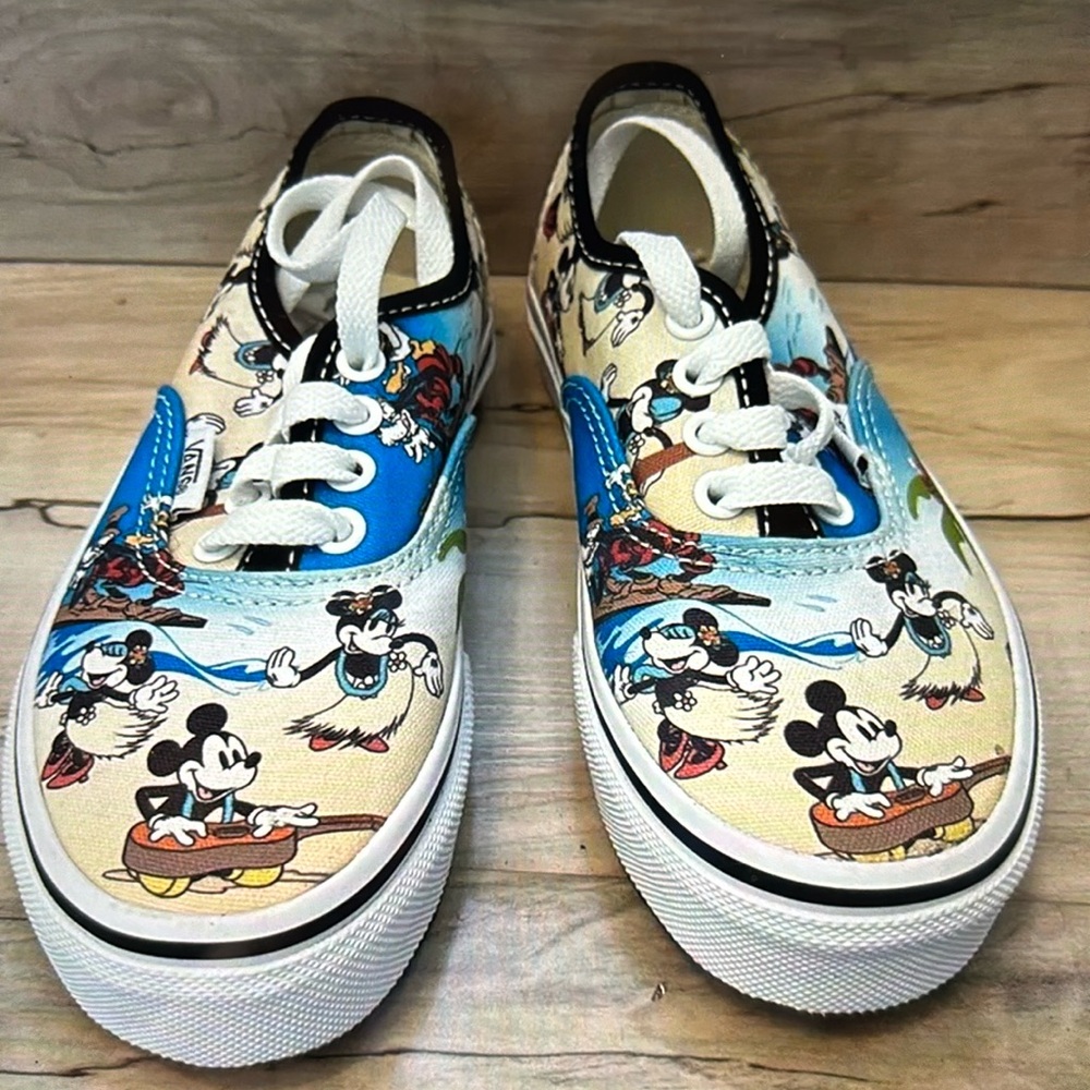 Disney Mickey Aloha Hawaii authentic Vans kids sneakers shoe size 13
